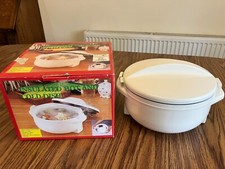 Serving Dish with Locking Lid